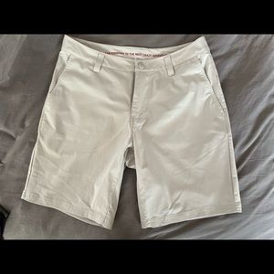 Rhone Commuter Shorts - Stone 9" Inseam